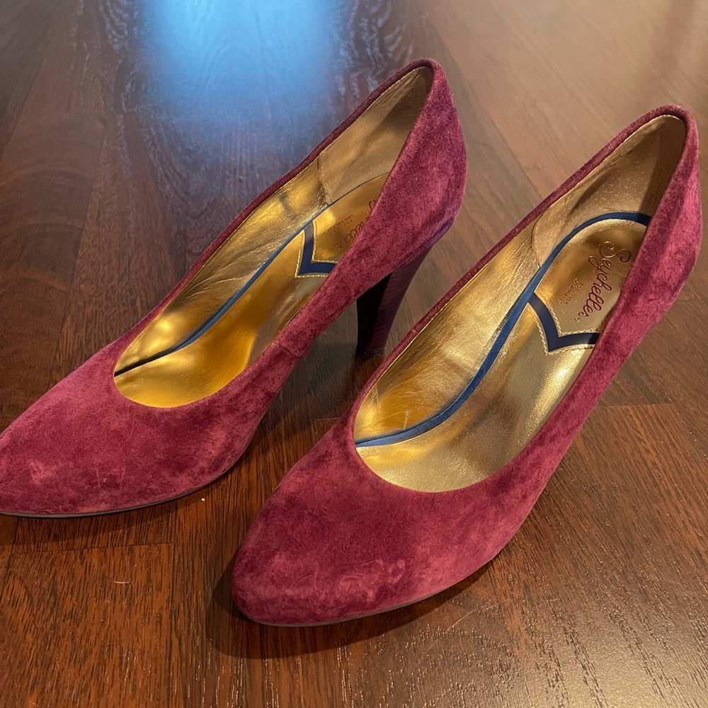 Seychelles Burgundy Suede